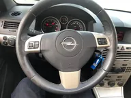 Opel Astra, foto 18 van 24