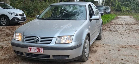 Volkswagen Bora, foto 2 van 24