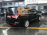 SsangYong Rodius، الصورة 5 من 19