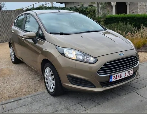 Ford Fiesta, foto 2 van 21