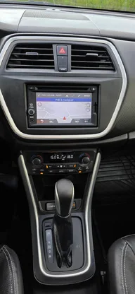 Suzuki S-Cross, foto 14 van 24