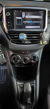 Peugeot 208, foto 19 van 19