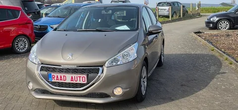 Peugeot 208, foto 2 van 19