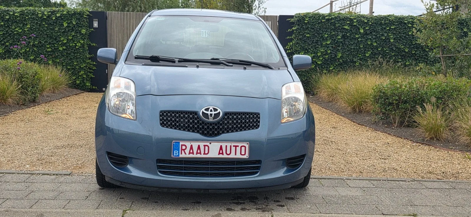 Toyota Yaris, foto 1 van 21