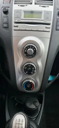 Toyota Yaris, foto 13 van 21