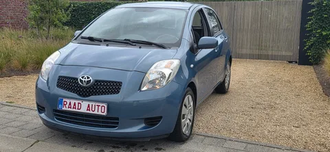 Toyota Yaris, foto 2 van 21