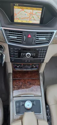 Mercedes-Benz E-Klasse, foto 15 van 24