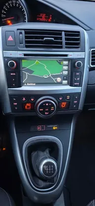 Toyota Verso, foto 12 van 22