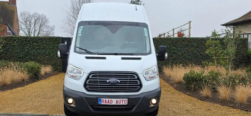 Ford Transit, foto 1 van 24