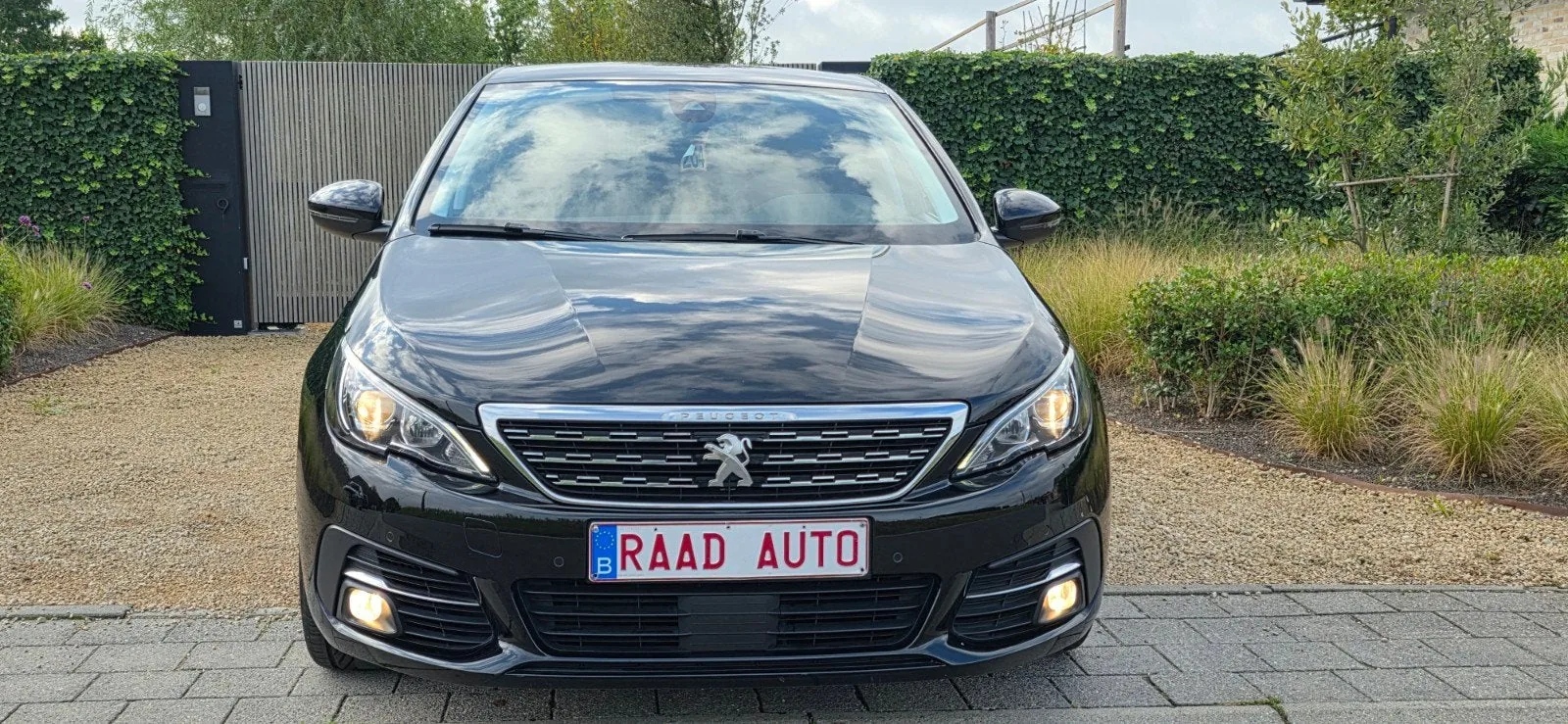 Peugeot 308, foto 1 van 23