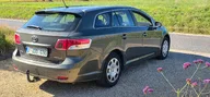 Toyota Avensis, foto 10 van 22