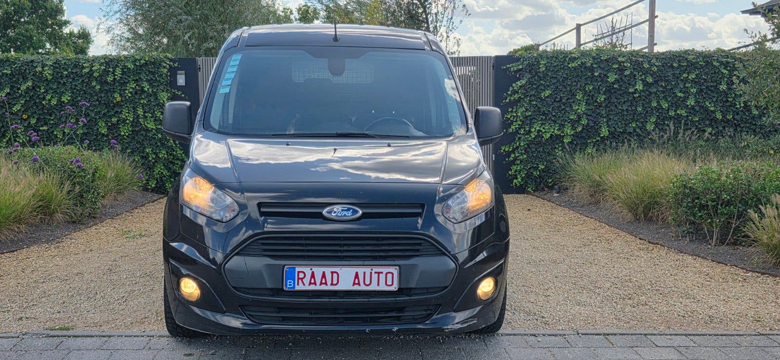 Ford Transit Connect, foto 1 van 20