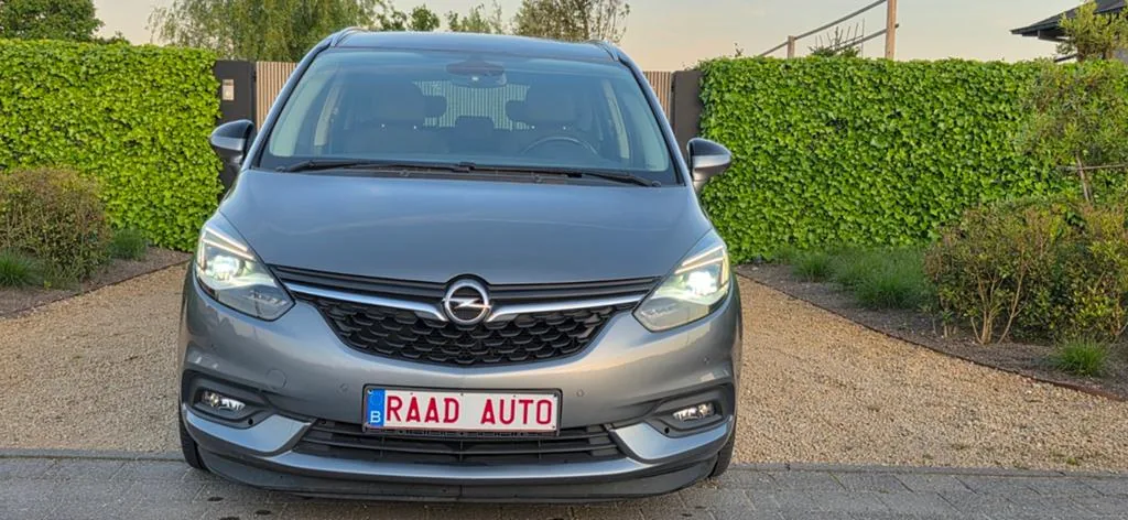 Opel Zafira, photo 1 sur 21